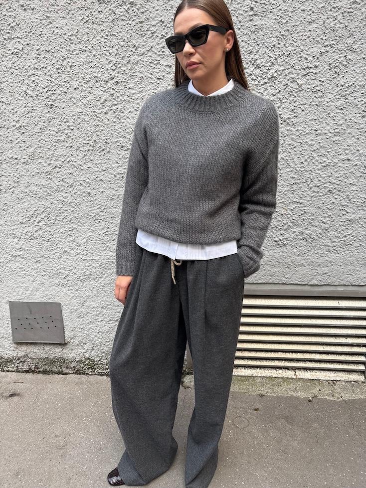 Pullover - 1