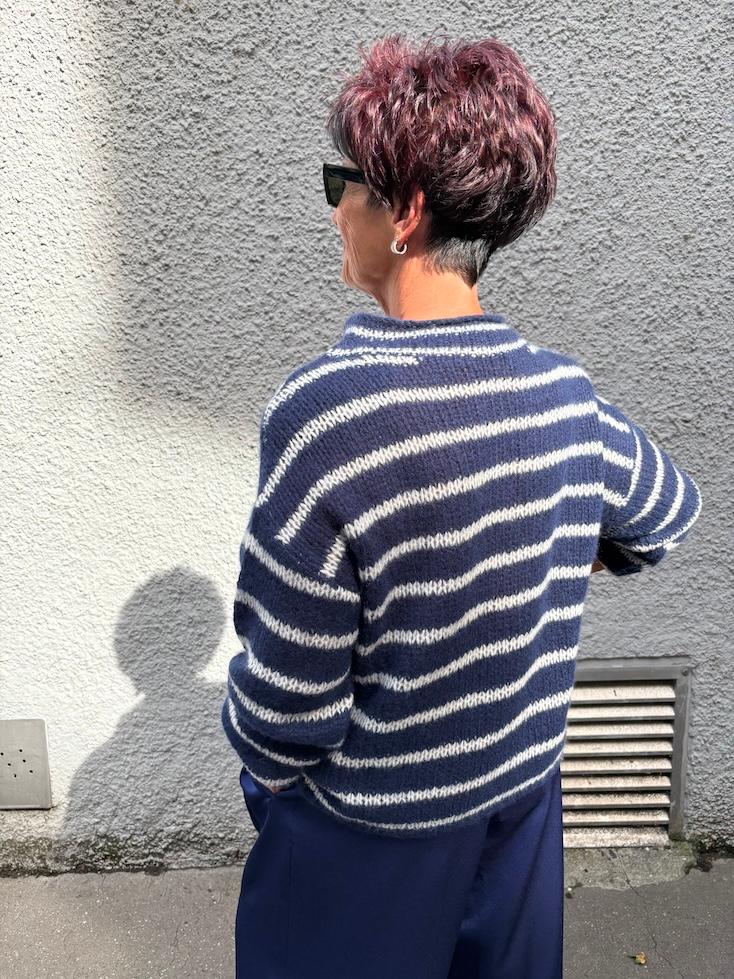 Pullover - 1