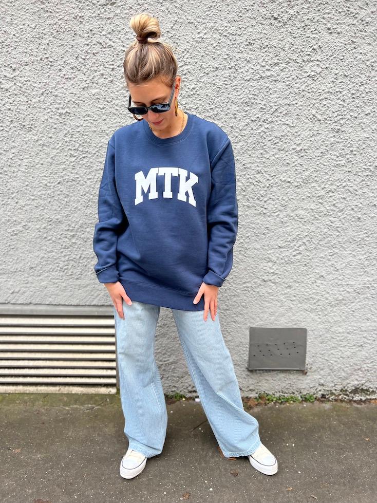 Pullover - 1
