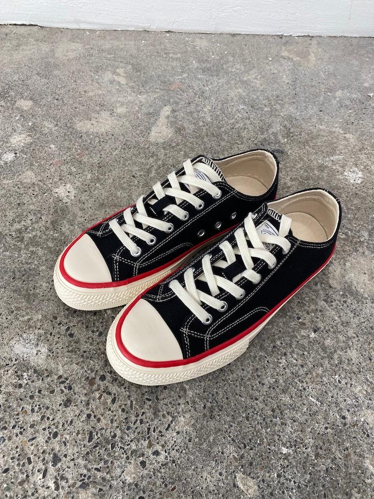 Sneaker - 1