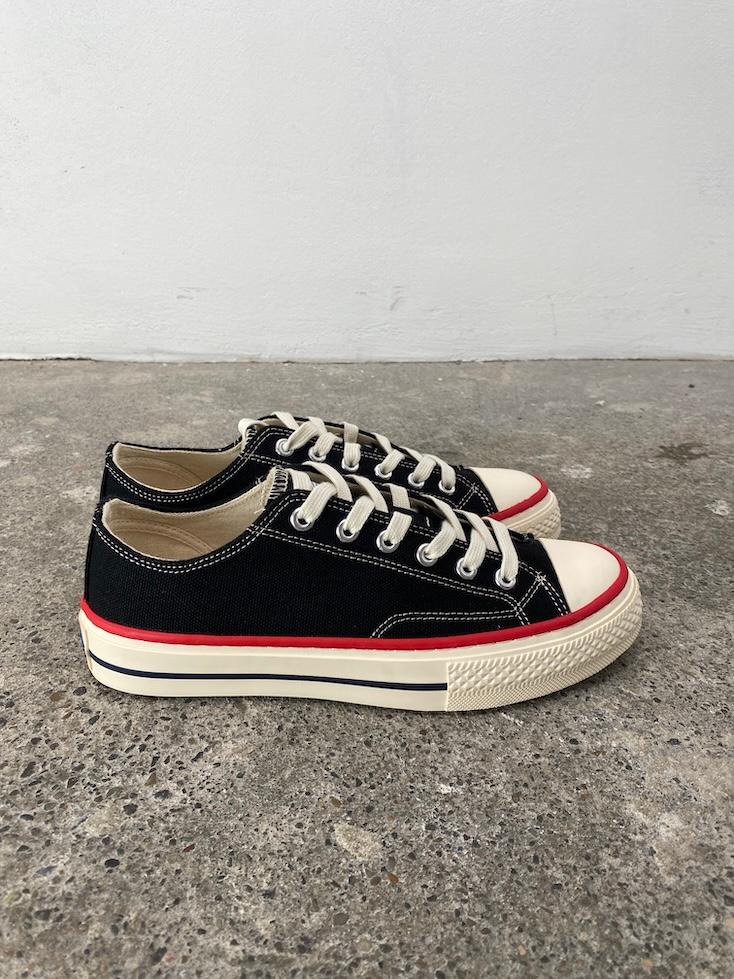Sneaker - 2