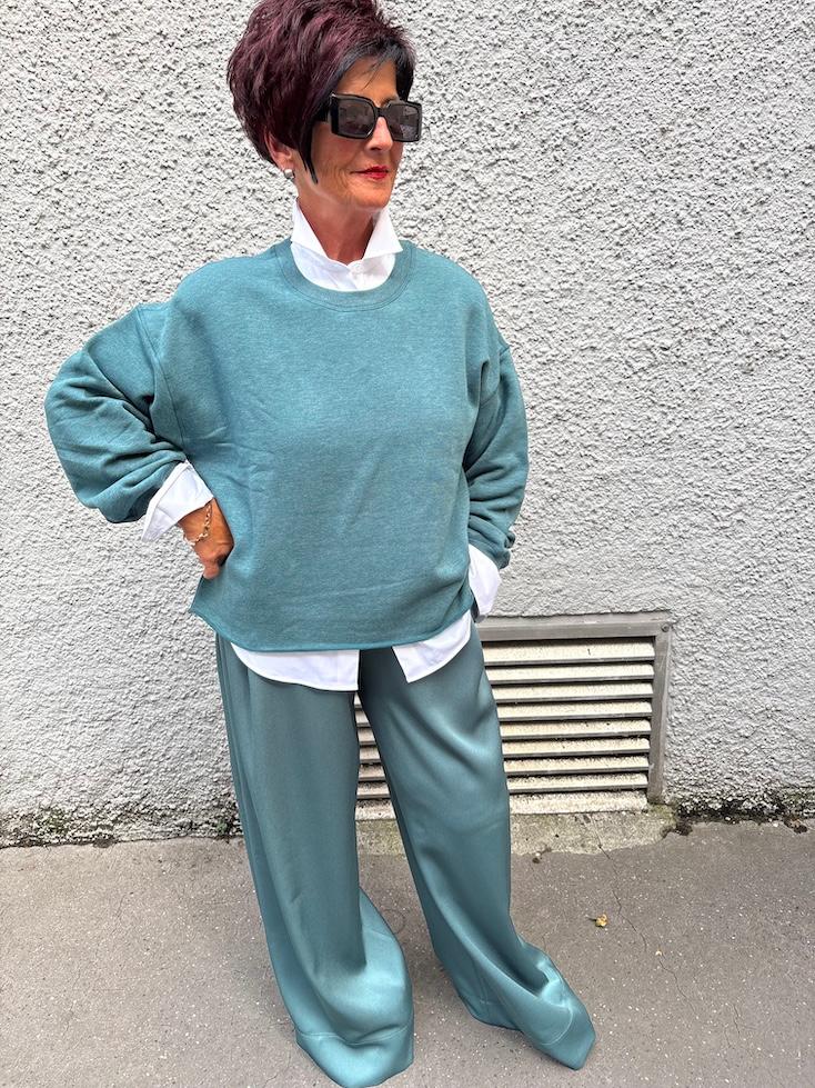 Sweatshirt - 2