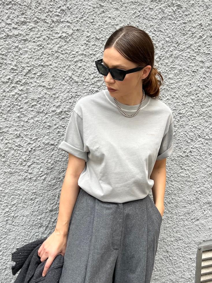 T-Shirt - 2